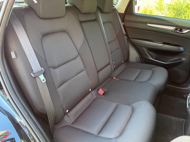 ＣＸ－５ ２０Ｓ　プロアクティブ　★禁煙車★純正ナビ★フルセグＴＶ★衝突軽減システム★全周囲モニター★オートクルーズコントロール★ＥＴＣ★ドラレコ★ＬＥＤ★ＢＳＭ★ＨＵＤ★パワーリストゲート★Ｂｌｕｅｔｏｏｔｈ★ＵＳＢ★車検整備付★（10枚目）