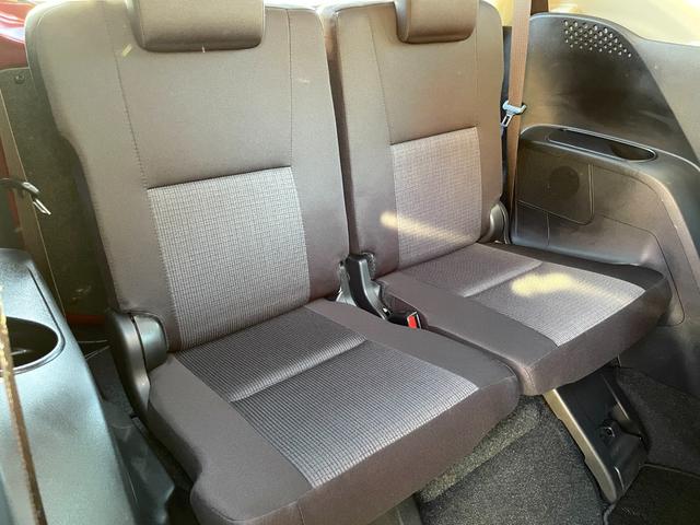 シエンタ Ｇ　★禁煙車★ワンオーナー★純正ナビ★フルセグＴＶ★両側電動スライドドア★プリクラッシュセーフティシステム★全周囲モニター★ＥＴＣ★ＬＥＤ★両席シートヒーター★ユーザー買取車★スペアキー２つ★車検整備付★（11枚目）