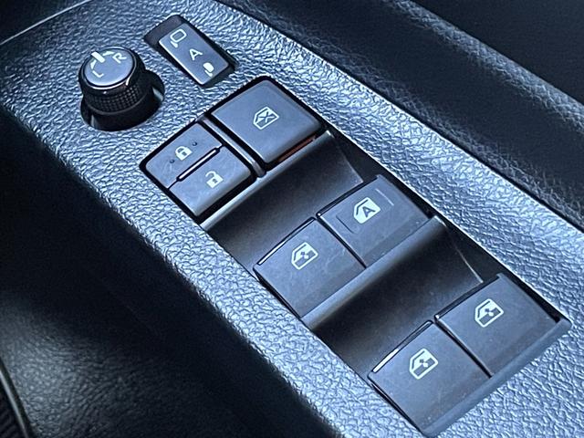 シエンタ Ｇ　★禁煙車★ワンオーナー★純正ナビ★フルセグＴＶ★両側電動スライドドア★プリクラッシュセーフティシステム★全周囲モニター★ＥＴＣ★ＬＥＤ★両席シートヒーター★ユーザー買取車★スペアキー２つ★車検整備付★（26枚目）