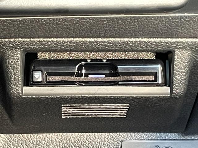 レヴォーグ １．６ＳＴＩスポーツアイサイト　禁煙車　アイサイトＶｅｒ３　アドバンストセーフティパッケージ　本革シート　純正ナビ　フルセグＴＶ　バックカメラ　ＥＴＣ　レーダークルーズ　シートヒーター　Ｂｌｕｅｔｏｏｔｈ　スマートキー　車検整備付（21枚目）