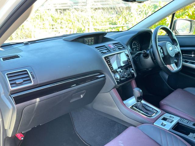 レヴォーグ １．６ＳＴＩスポーツアイサイト　禁煙車　アイサイトＶｅｒ３　アドバンストセーフティパッケージ　本革シート　純正ナビ　フルセグＴＶ　バックカメラ　ＥＴＣ　レーダークルーズ　シートヒーター　Ｂｌｕｅｔｏｏｔｈ　スマートキー　車検整備付（32枚目）