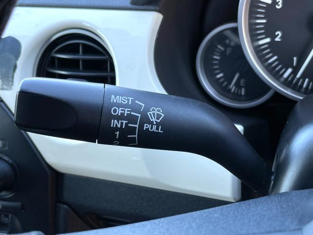 ロードスター ＲＳ　禁煙車　幌開閉確認済み　６速ＭＴ　ＢＯＳＥサウンドシステム　ＥＴＣ　ＨＩＤライト　社外マフラー　ユーザー買取車　点検整備付（20枚目）