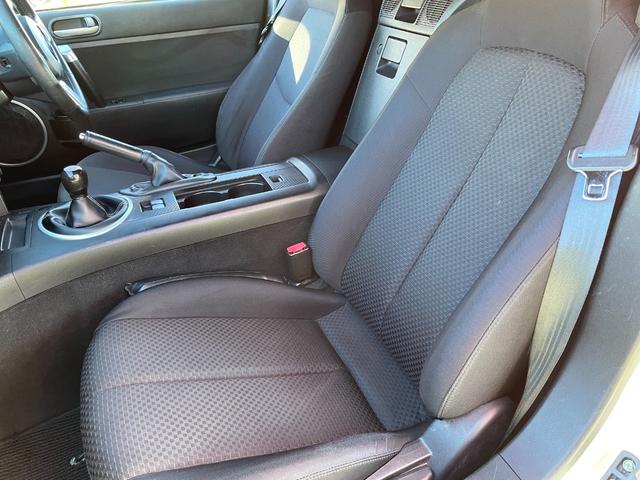 ロードスター ＲＳ　禁煙車　幌開閉確認済み　６速ＭＴ　ＢＯＳＥサウンドシステム　ＥＴＣ　ＨＩＤライト　社外マフラー　ユーザー買取車　点検整備付（23枚目）