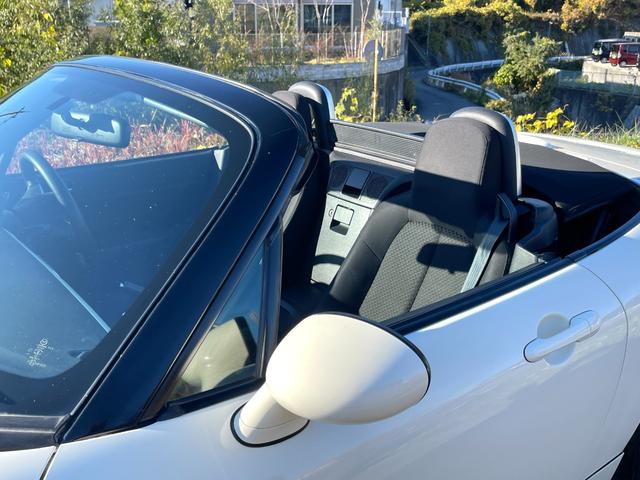 ロードスター ＲＳ　禁煙車　幌開閉確認済み　６速ＭＴ　ＢＯＳＥサウンドシステム　ＥＴＣ　ＨＩＤライト　社外マフラー　ユーザー買取車　点検整備付（27枚目）