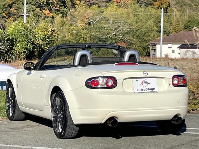 ロードスター ＲＳ　禁煙車　幌開閉確認済み　６速ＭＴ　ＢＯＳＥサウンドシステム　ＥＴＣ　ＨＩＤライト　社外マフラー　ユーザー買取車　点検整備付（30枚目）