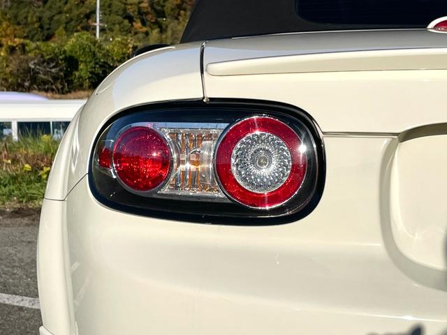 ロードスター ＲＳ　禁煙車　幌開閉確認済み　６速ＭＴ　ＢＯＳＥサウンドシステム　ＥＴＣ　ＨＩＤライト　社外マフラー　ユーザー買取車　点検整備付（37枚目）