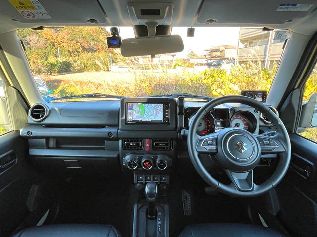 ジムニーシエラ JC 禁煙車 ワンオーナー 社外メモリーナビ ブラックルーフ 衝突軽減システム レーンキープ スマートキー2つ Bluetooth ETC ドラレコ バックカメラ フルセグTV シートヒーター クルコン(5枚目)