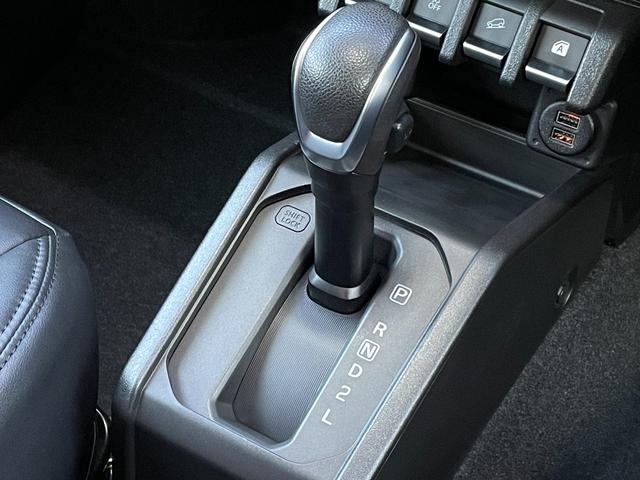 ジムニーシエラ JC 禁煙車 ワンオーナー 社外メモリーナビ ブラックルーフ 衝突軽減システム レーンキープ スマートキー2つ Bluetooth ETC ドラレコ バックカメラ フルセグTV シートヒーター クルコン(26枚目)