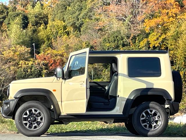 ジムニーシエラ JC 禁煙車 ワンオーナー 社外メモリーナビ ブラックルーフ 衝突軽減システム レーンキープ スマートキー2つ Bluetooth ETC ドラレコ バックカメラ フルセグTV シートヒーター クルコン(41枚目)