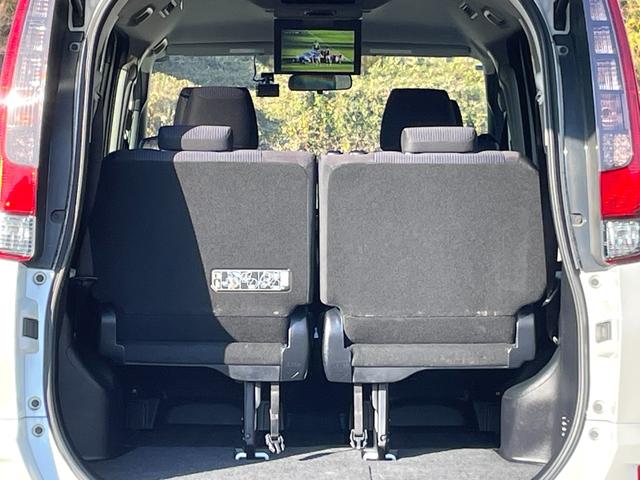 ノア ハイブリッドX ディライトプラス 禁煙車 純正9インチナビ 両側電動スライドドア 純正後席フリップダウンモニター 衝突軽減システム レーンキープ 前後ドラレコ バックカメラ Bluetooth フルセグTV ETC スマートキー2個(13枚目)