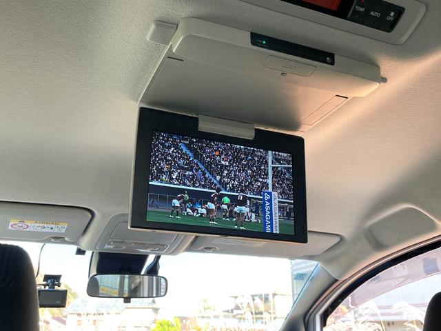 ノア ハイブリッドX ディライトプラス 禁煙車 純正9インチナビ 両側電動スライドドア 純正後席フリップダウンモニター 衝突軽減システム レーンキープ 前後ドラレコ バックカメラ Bluetooth フルセグTV ETC スマートキー2個(17枚目)