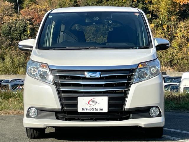 ノア ハイブリッドX ディライトプラス 禁煙車 純正9インチナビ 両側電動スライドドア 純正後席フリップダウンモニター 衝突軽減システム レーンキープ 前後ドラレコ バックカメラ Bluetooth フルセグTV ETC スマートキー2個(46枚目)