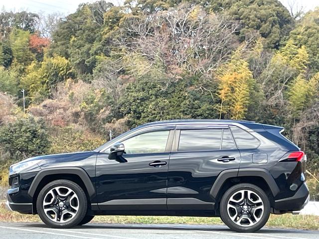 ＲＡＶ４ アドベンチャー　禁煙車　１０インチナビ　衝突軽減システム　レーダークルーズ　バックカメラ　フルセグＴＶ　ＥＴＣ　前後ドラレコ　ＬＥＤヘッドライト　Ｂｌｕｅｔｏｏｔｈ　レーンキープ　スマートキー　ＵＳＢ　車検整備付（38枚目）