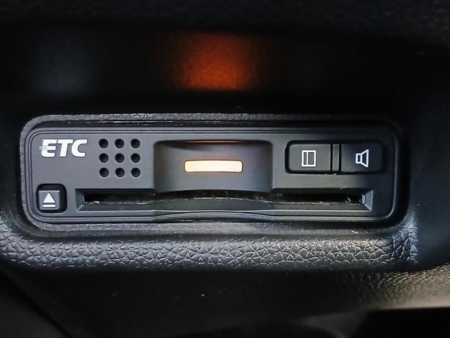 フィット ＲＳ　禁煙車　純正インターナビ　フルセグＴＶ　バックカメラ　ドラレコ　ＥＴＣ　Ｂｌｕｅｔｏｏｔｈ　クルーズコントロール　パドルシフト　ＬＥＤヘッドライト　スマートキー　ＵＳＢ／ＨＤＭＩ接続可　点検整備付（23枚目）