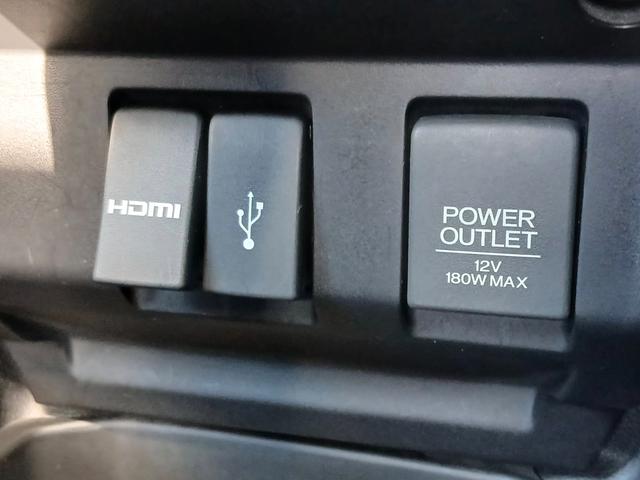 フィット ＲＳ　禁煙車　純正インターナビ　フルセグＴＶ　バックカメラ　ドラレコ　ＥＴＣ　Ｂｌｕｅｔｏｏｔｈ　クルーズコントロール　パドルシフト　ＬＥＤヘッドライト　スマートキー　ＵＳＢ／ＨＤＭＩ接続可　点検整備付（24枚目）