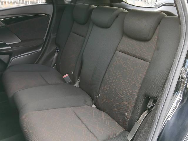 フィット ＲＳ　禁煙車　純正インターナビ　フルセグＴＶ　バックカメラ　ドラレコ　ＥＴＣ　Ｂｌｕｅｔｏｏｔｈ　クルーズコントロール　パドルシフト　ＬＥＤヘッドライト　スマートキー　ＵＳＢ／ＨＤＭＩ接続可　点検整備付（34枚目）