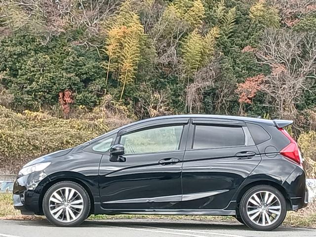 フィット ＲＳ　禁煙車　純正インターナビ　フルセグＴＶ　バックカメラ　ドラレコ　ＥＴＣ　Ｂｌｕｅｔｏｏｔｈ　クルーズコントロール　パドルシフト　ＬＥＤヘッドライト　スマートキー　ＵＳＢ／ＨＤＭＩ接続可　点検整備付（39枚目）