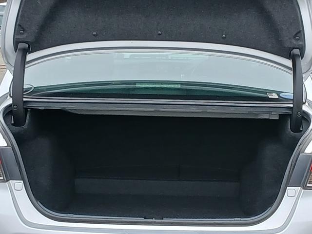 マークＸ ２５０Ｇ　Ｓパッケージ　禁煙車　純正ナビ　フルセグＴＶ　バックカメラ　ＥＴＣ　クルーズコントロール　パドルシフト　ＨＩＤ　フォグ　Ｂｌｕｅｔｏｏｔｈ　ＵＳＢ　コーナーセンサー　パワーシート　横滑り防止　点検整備付（12枚目）