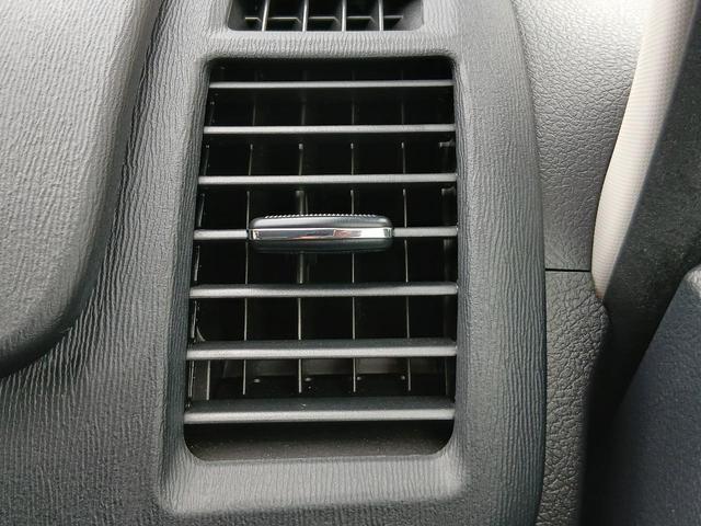 ノア Ｓｉ　禁煙車　社外ナビ　フルセグＴＶ　電動スライドドア　ＥＴＣ　パドルシフト　ＨＩＤ　フォグ　コーナーセンサー　Ｂｌｕｅｔｏｏｔｈ　スマートキー　車検整備付（22枚目）