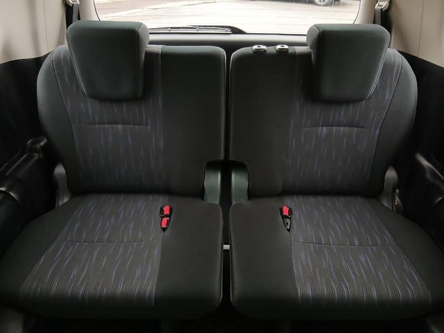 ノア Ｓｉ　禁煙車　社外ナビ　フルセグＴＶ　電動スライドドア　ＥＴＣ　パドルシフト　ＨＩＤ　フォグ　コーナーセンサー　Ｂｌｕｅｔｏｏｔｈ　スマートキー　車検整備付（28枚目）