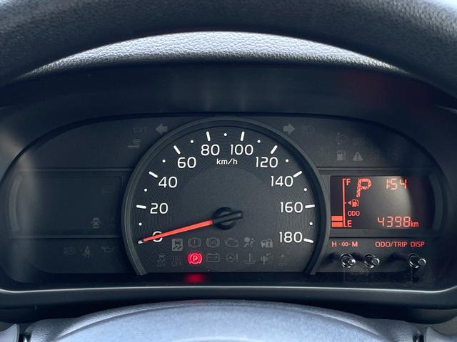 �f�ڎԗ���X�܊O�ɂĕۊǂ��Ă���\����������܂��B�����X�̍ۂ͂��\��̂��������X����������΂��Ԃ����p�ӂ��Ă��҂����Ă���܂���