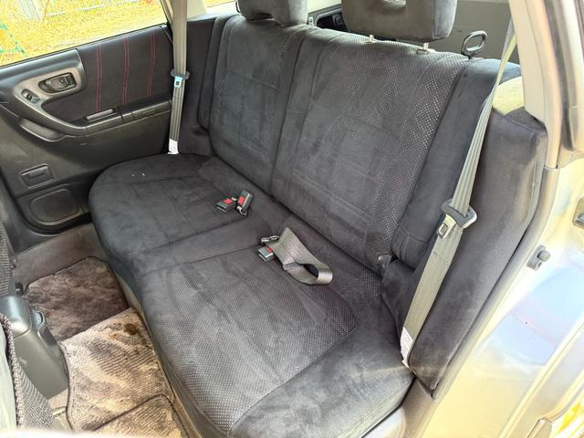 ���撼���̓����b�g����������ʏ풆�ÎԂ̗��ʂɂ�����}�[�W����啝�ɃJ�b�g�o����̂ő��Зl�̓��N���ԗ��Ɣ�ׂĂ��肦�Ȃ����i�������ł��܂�����A���ԗ��ł͌�����܂���̂ł����S����������