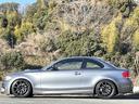 １３５ｉ　直６ツインパワーターボ　後期型　黒レザーシート　ＡＤＶＡＮレーシングアルミ　ローダウン　１０．２５インチアンドロイドナビ　シートヒーター　スマートキー　Ｂｌｕｅｔｏｏｔｈ　ユーザー買取車（28枚目）