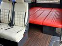 ハイエースワゴン グランドキャビン　禁煙車　レガンスカスタム　ベッドキット　ワンオーナー　ユーザー下取車　レヴァンナ１８ＡＷ　玄武ブロック　社外ナビ　フルセグＴＶ　電動スライドドア　バックカメラ　ＬＥＤヘッドライト　社外テール　ＥＴＣ（8枚目）