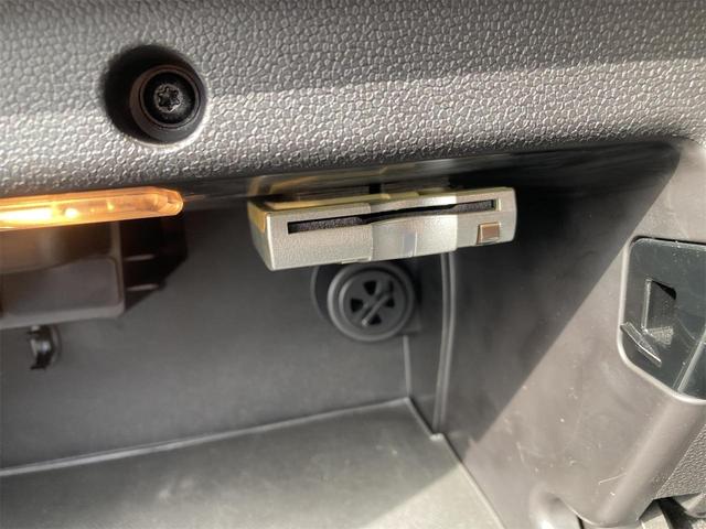 ＭＩＮＩ クーパー　クロスオーバー　運転席助手席サイドエアバック　禁煙車　電動格納ミラー　ミュージックプレイヤー接続　Ｂｌｕｅｔｏｏｔｈ接続　バックカメラ　ＣＤ（25枚目）
