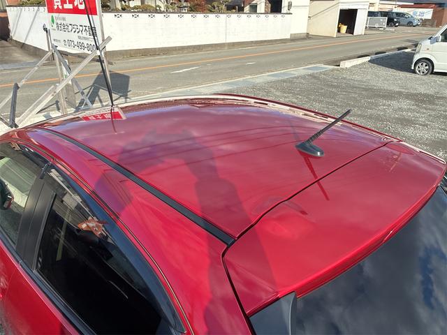 デミオ ＸＤツーリング　ブラインド・スポット・モニタリング（リア・クロス・トラフィック・アラート機能付）＋ハイ・ビーム・コントロールシステム＋車線逸脱警報システム、ＣＤ／ＤＶＤプレーヤー＋地デジＴＶチューナー（フルセグ）（13枚目）