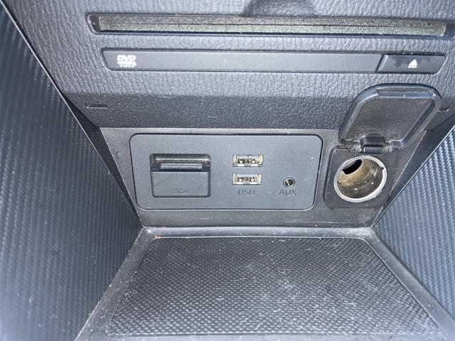 デミオ ＸＤツーリング　ブラインド・スポット・モニタリング（リア・クロス・トラフィック・アラート機能付）＋ハイ・ビーム・コントロールシステム＋車線逸脱警報システム、ＣＤ／ＤＶＤプレーヤー＋地デジＴＶチューナー（フルセグ）（51枚目）