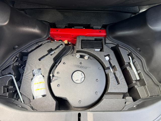 フェアレディＺ バージョンＳＴ　純正ナビ　ＴＶ　社外１９インチＡＷ　ＴＥＩＮ車高調　社外マフラー　バックカメラ　シートヒーター　ＢＯＳＥサウンドシステム　前後ドライブレコーダー　ＥＴＣ　スマートキー（37枚目）