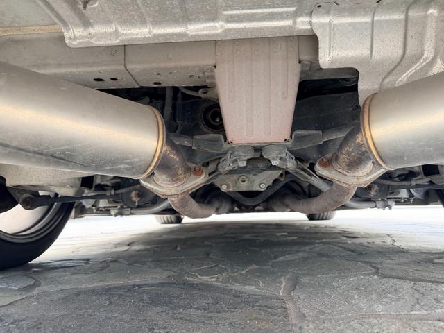 フェアレディＺ バージョンＳＴ　純正ナビ　ＴＶ　社外１９インチＡＷ　ＴＥＩＮ車高調　社外マフラー　バックカメラ　シートヒーター　ＢＯＳＥサウンドシステム　前後ドライブレコーダー　ＥＴＣ　スマートキー（49枚目）