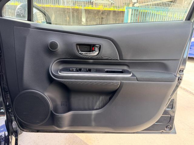 アクア Gブラックソフトレザーセレクション 純正ナビ TV バックカメラ スマートキー ETC(27枚目)