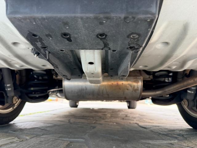 ヴォクシー ＺＳ　純正ナビ　ＴＶ　バックカメラ　両側パワースライドドア　スマートキー　ＥＴＣ（45枚目）