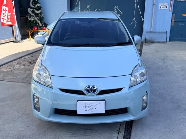 プリウス Ｓ　純正ナビ　ＴＶ　バックカメラ　スマートキー　ＥＴＣ（3枚目）