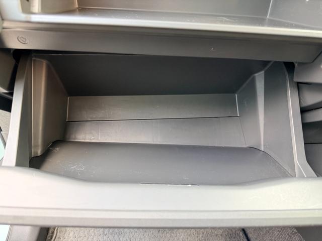 プリウス Ｓ　純正ナビ　ＴＶ　バックカメラ　スマートキー　ＥＴＣ（23枚目）