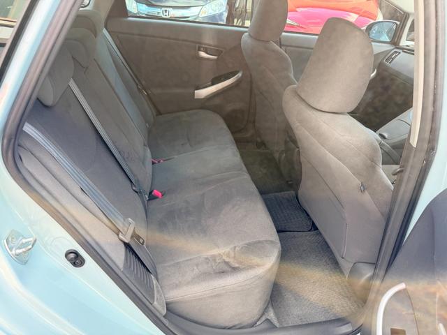 プリウス Ｓ　純正ナビ　ＴＶ　バックカメラ　スマートキー　ＥＴＣ（28枚目）