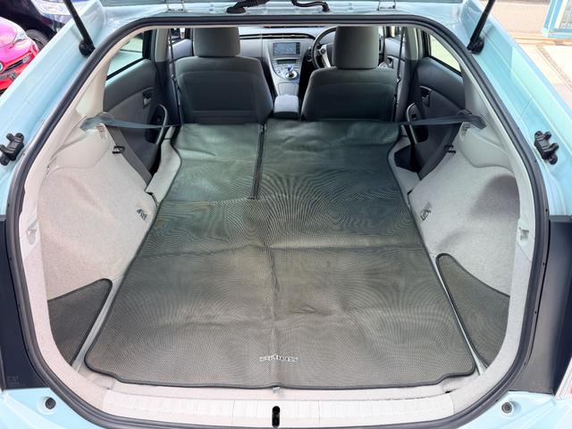 プリウス Ｓ　純正ナビ　ＴＶ　バックカメラ　スマートキー　ＥＴＣ（37枚目）