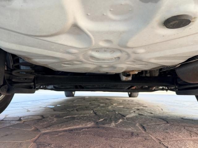 プリウス Ｓ　純正ナビ　ＴＶ　バックカメラ　スマートキー　ＥＴＣ（49枚目）