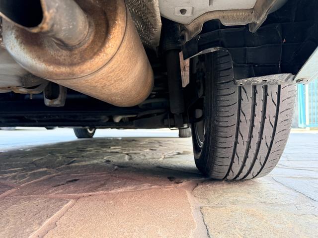 プリウス Ｓ　純正ナビ　ＴＶ　バックカメラ　スマートキー　ＥＴＣ（50枚目）