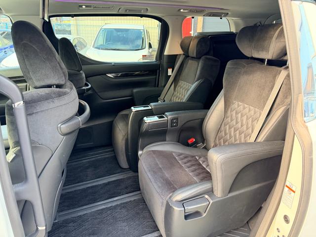 ヴェルファイア ３．５ＺＡ　Ｇエディション　サンルーフ　アルパインナビ　ＴＶ　アルパイン後席モニター　両側パワースライドドア　パワーバックドア　バックカメラ　スマートキー　ＥＴＣ　保証書　取説（22枚目）