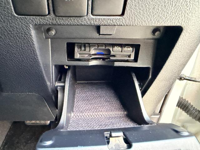 ヴェルファイア ３．５ＺＡ　Ｇエディション　サンルーフ　アルパインナビ　ＴＶ　アルパイン後席モニター　両側パワースライドドア　パワーバックドア　バックカメラ　スマートキー　ＥＴＣ　保証書　取説（29枚目）