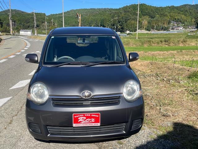 シエンタ Xリミテッド 7人乗り・両側スライドドア左側電動スライド・ナビ・ETC・3列シート・床下収納・キーレス・CVT(3枚目)