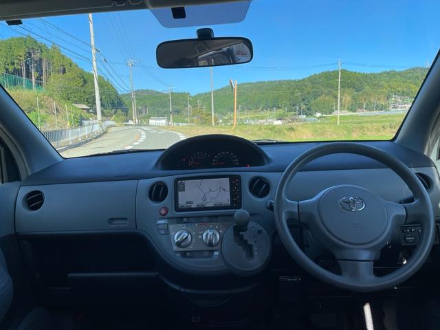 シエンタ Xリミテッド 7人乗り・両側スライドドア左側電動スライド・ナビ・ETC・3列シート・床下収納・キーレス・CVT(19枚目)