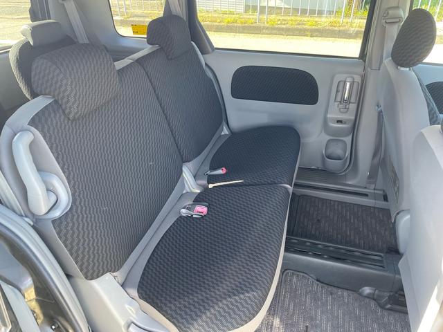 シエンタ Xリミテッド 7人乗り・両側スライドドア左側電動スライド・ナビ・ETC・3列シート・床下収納・キーレス・CVT(21枚目)