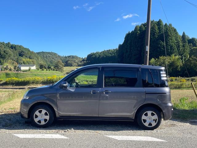 シエンタ Xリミテッド 7人乗り・両側スライドドア左側電動スライド・ナビ・ETC・3列シート・床下収納・キーレス・CVT(52枚目)