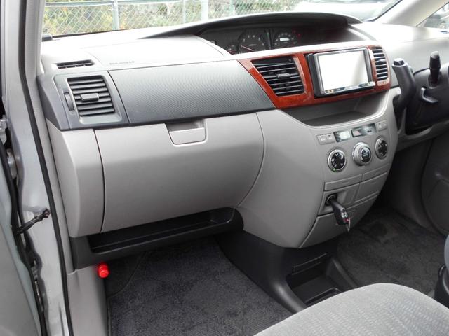 ノア Ｘ　Ｇセレクション　修復歴無　スローパー　カロッツェリアメモリーナビ　フルセグＴＶ　バックカメラ　ユピテルドライブレコーダー　全席自動パワーウィンドウ　キーレス　オートエアコン（23枚目）