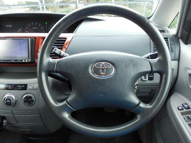 ノア Ｘ　Ｇセレクション　修復歴無　スローパー　カロッツェリアメモリーナビ　フルセグＴＶ　バックカメラ　ユピテルドライブレコーダー　全席自動パワーウィンドウ　キーレス　オートエアコン（24枚目）