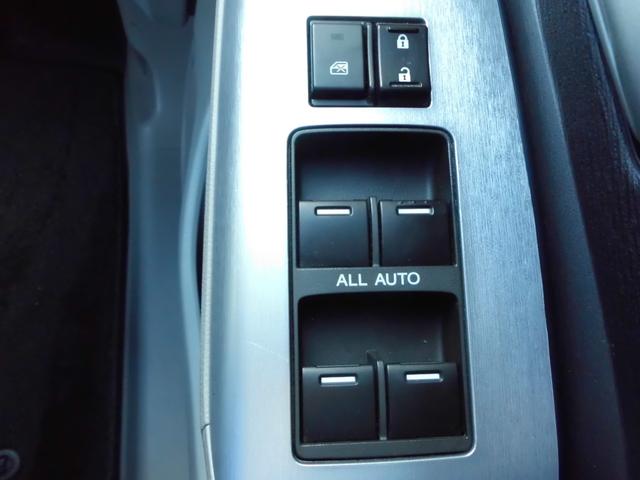 オデッセイ Ｌ　修復歴無　故障診断実施済　クルーズコントロール　純正ＨＤＤナビ　ワンセグテレビ　全周囲カメラ　フロント／サイド／バックカメラ　運転席パワーシート　ＨＩＤヘッドライト　ウインカーミラー　スマートキー（19枚目）